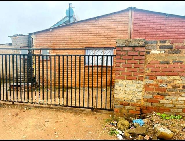 0 BEDROOM HOUSE FOR SALE IN COSMO CITY